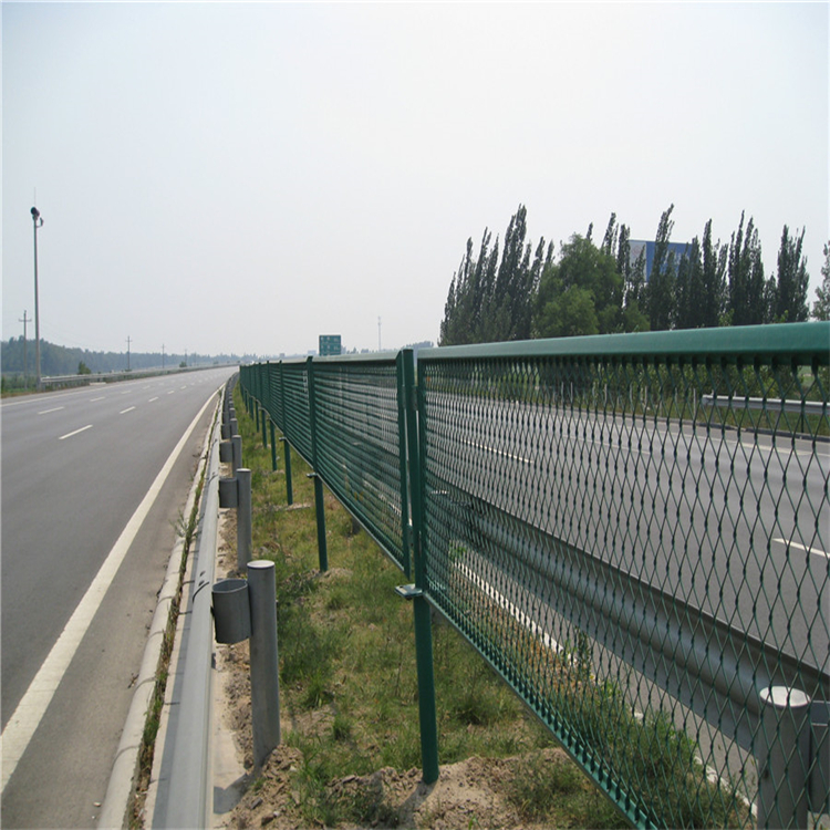 和田地防护网